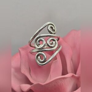 Sterling Silver 925 Mexico Swirl Ring Size 7.5